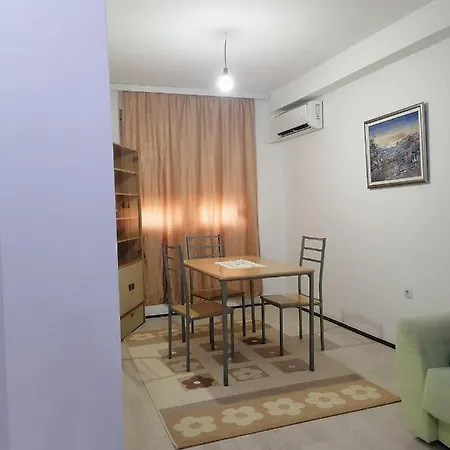 Kokki'S Place In Old Town Skopje *